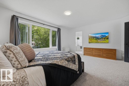 1892 Robertson Crescent, Edmonton, AB 