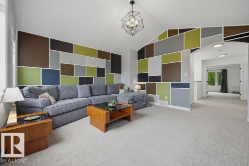1892 Robertson Crescent, Edmonton, AB 