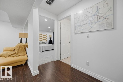 1892 Robertson Crescent, Edmonton, AB 