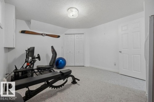 1892 Robertson Crescent, Edmonton, AB 