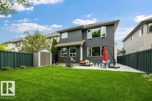 1892 Robertson Crescent, Edmonton, AB 