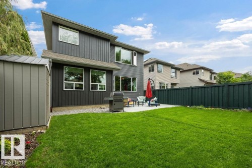 1892 Robertson Crescent, Edmonton, AB 