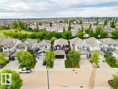1892 Robertson Crescent, Edmonton, AB 