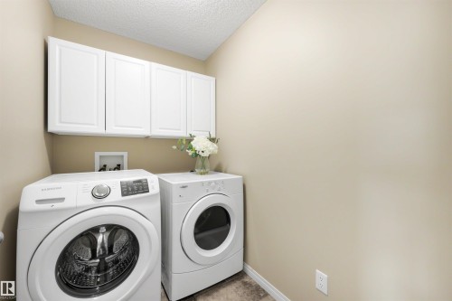 2097 Chalmers Way, Edmonton, AB 