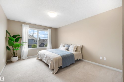 2097 Chalmers Way, Edmonton, AB 