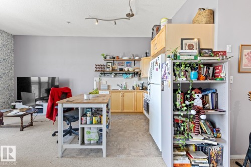 506 9503 101 Avenue, Edmonton, AB 