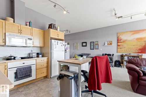 506 9503 101 Avenue, Edmonton, AB 