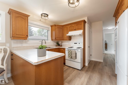 7223 95 Avenue, Edmonton, AB 