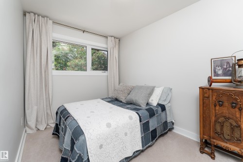 7223 95 Avenue, Edmonton, AB 