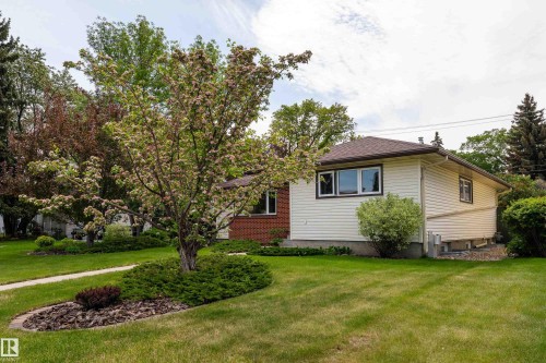 7223 95 Avenue, Edmonton, AB 