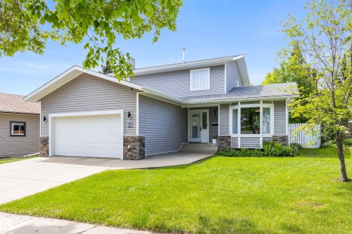 98 LANGHOLM Drive  St. Albert, AB T8N 4N6