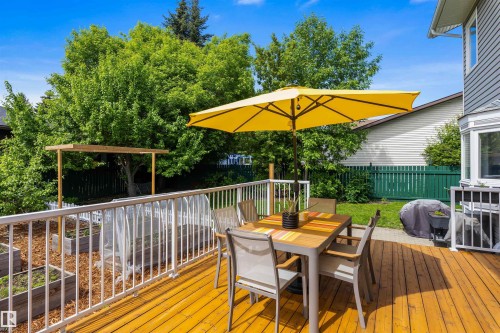 98 Langholm Drive, St. Albert, AB 
