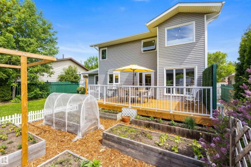 98 Langholm Drive, St. Albert, AB 