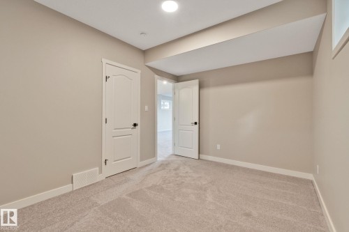 41 Savoy Cr, Sherwood Park, AB 