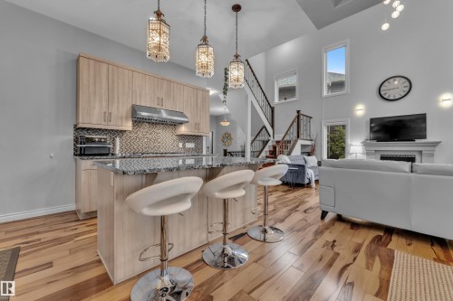 2718 Kirkland Way, Edmonton, AB 