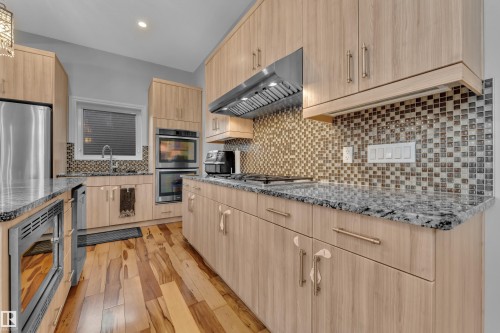 2718 Kirkland Way, Edmonton, AB 