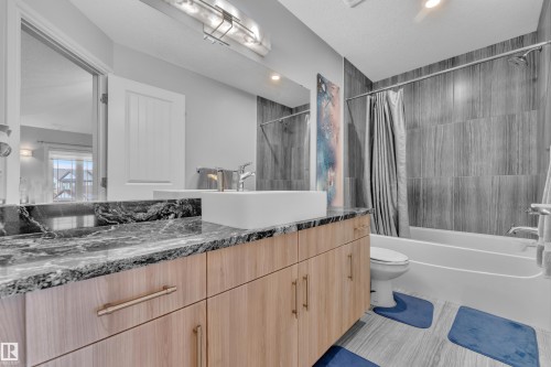 2718 Kirkland Way, Edmonton, AB 
