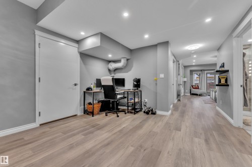 2718 Kirkland Way, Edmonton, AB 