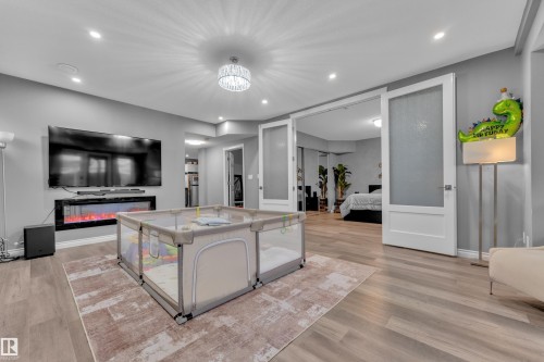 2718 Kirkland Way, Edmonton, AB 