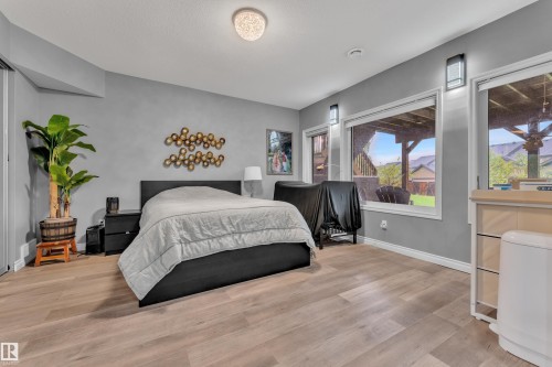 2718 Kirkland Way, Edmonton, AB 