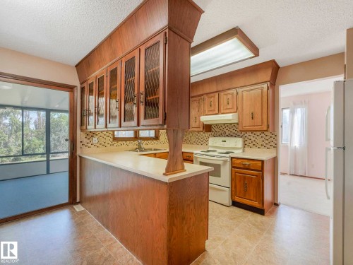 18514 86A Avenue, Edmonton, AB 