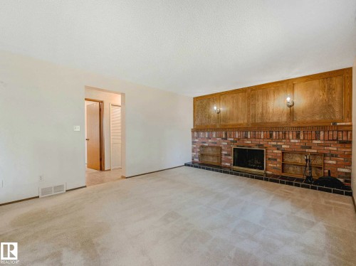18514 86A Avenue, Edmonton, AB 