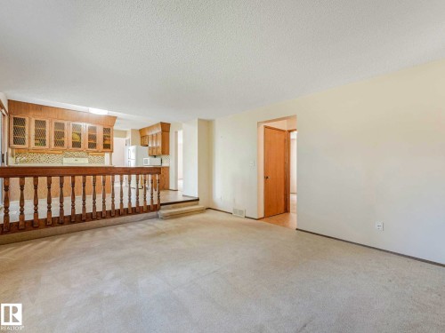 18514 86A Avenue, Edmonton, AB 