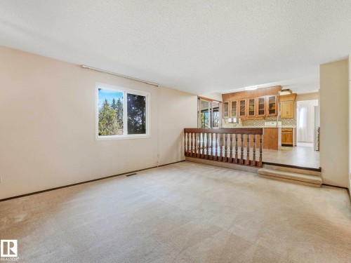 18514 86A Avenue, Edmonton, AB 