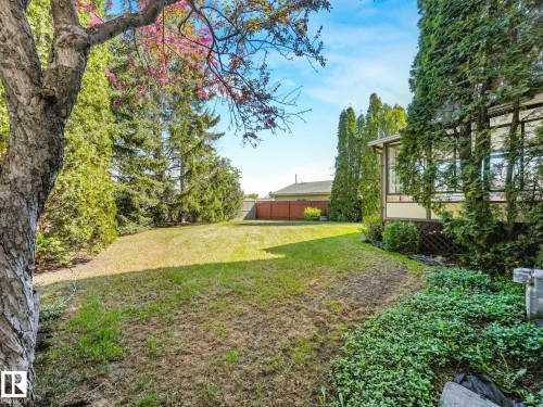 18514 86A Avenue, Edmonton, AB 