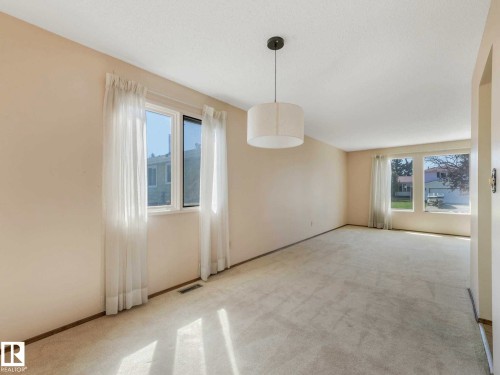 18514 86A Avenue, Edmonton, AB 