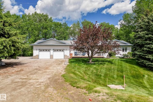 100 53315 RGE RD 20  Rural Parkland County, AB T7Z 1X2