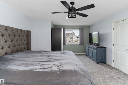 1332 72 Street, Edmonton, AB 