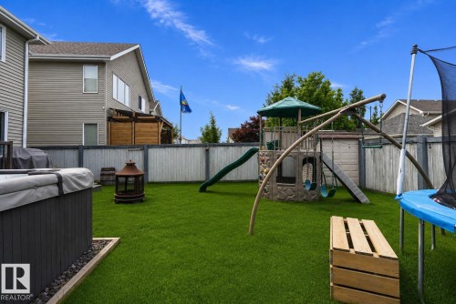 1332 72 Street, Edmonton, AB 