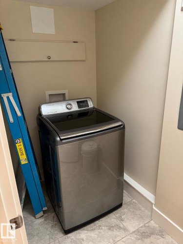 #302 5201 Brougham Dr, Drayton Valley, AB - Indoor Photo Showing Laundry Room