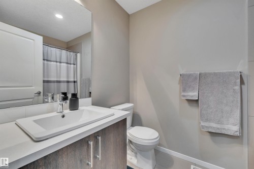 46 1075 Rosenthal Boulevard, Edmonton, AB 