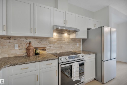 9 843 Youville Drive, Edmonton, AB 