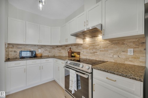 9 843 Youville Drive, Edmonton, AB 