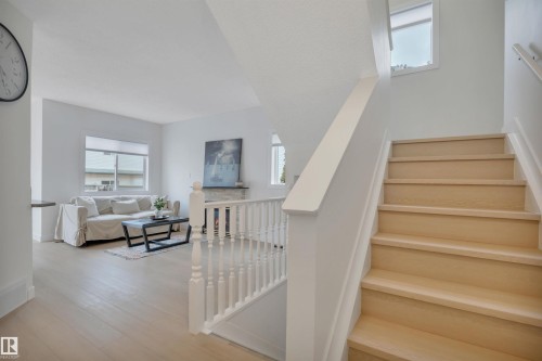 9 843 Youville Drive, Edmonton, AB 