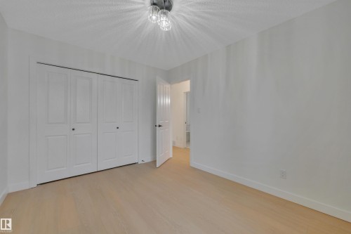 9 843 Youville Drive, Edmonton, AB 