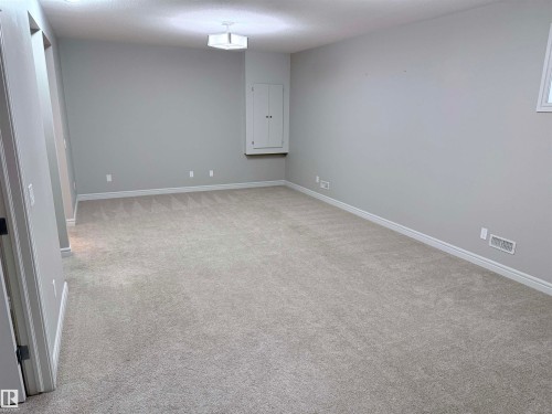 2 7115 Armour Link Link, Edmonton, AB 