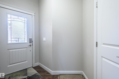 2 7115 Armour Link Link, Edmonton, AB 