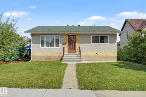 5103 54 Avenue  Stony Plain, AB T7Z 1B8