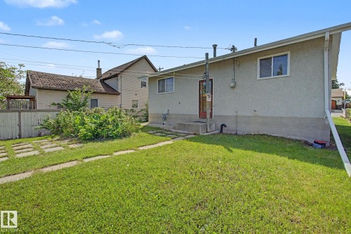 5103 54 Avenue, Stony Plain, AB 