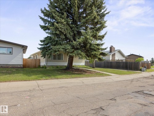 11408 165 Avenue, Edmonton, AB 