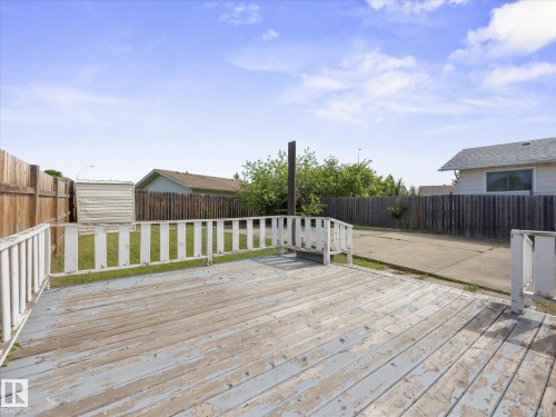 11408 165 Avenue, Edmonton, AB 