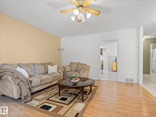 11408 165 Avenue, Edmonton, AB 