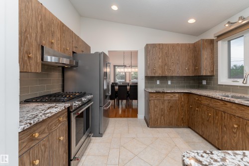 7802 132A Avenue, Edmonton, AB 