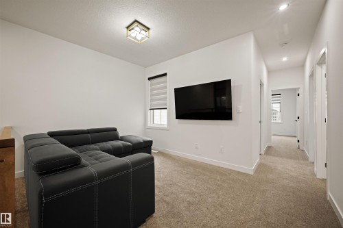 3512 45 Avenue Nw, Beaumont, AB 