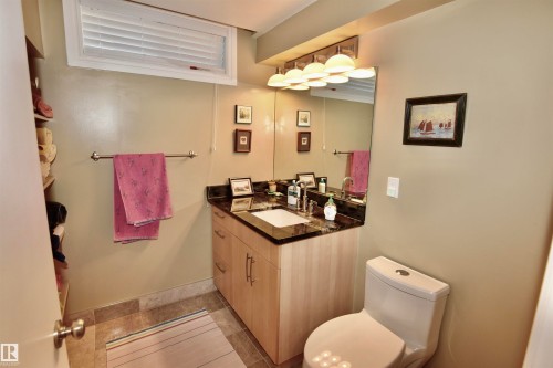 Bathroom - 6 St George'S Crescent, Edmonton, AB 