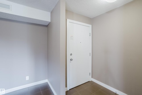 301 11820 22 Avenue, Edmonton, AB 